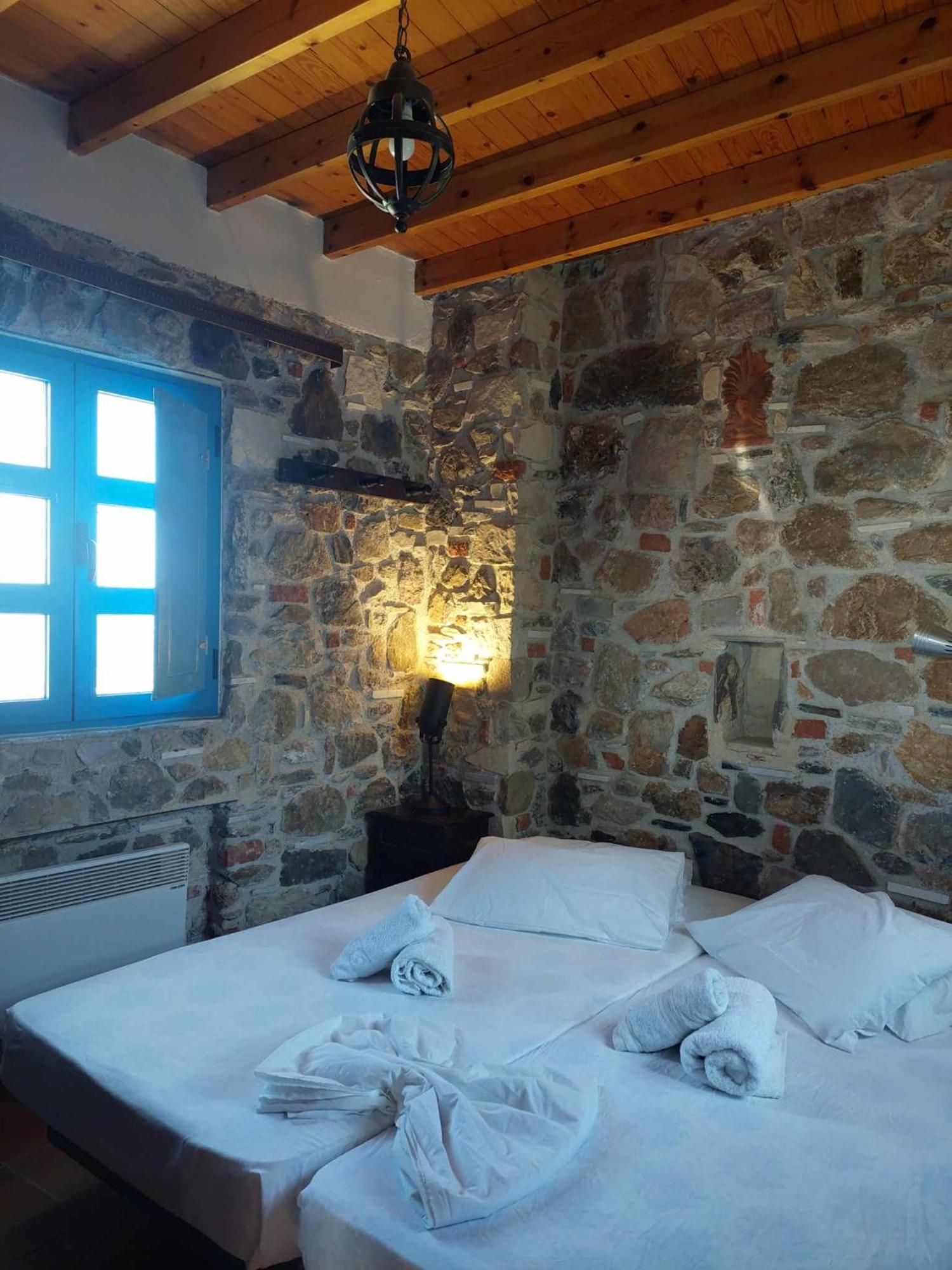 Seaview Villa Asfendiou Bagian luar foto