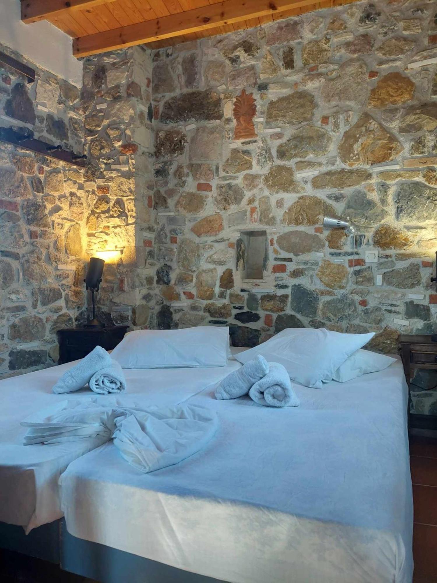 Seaview Villa Asfendiou Bagian luar foto