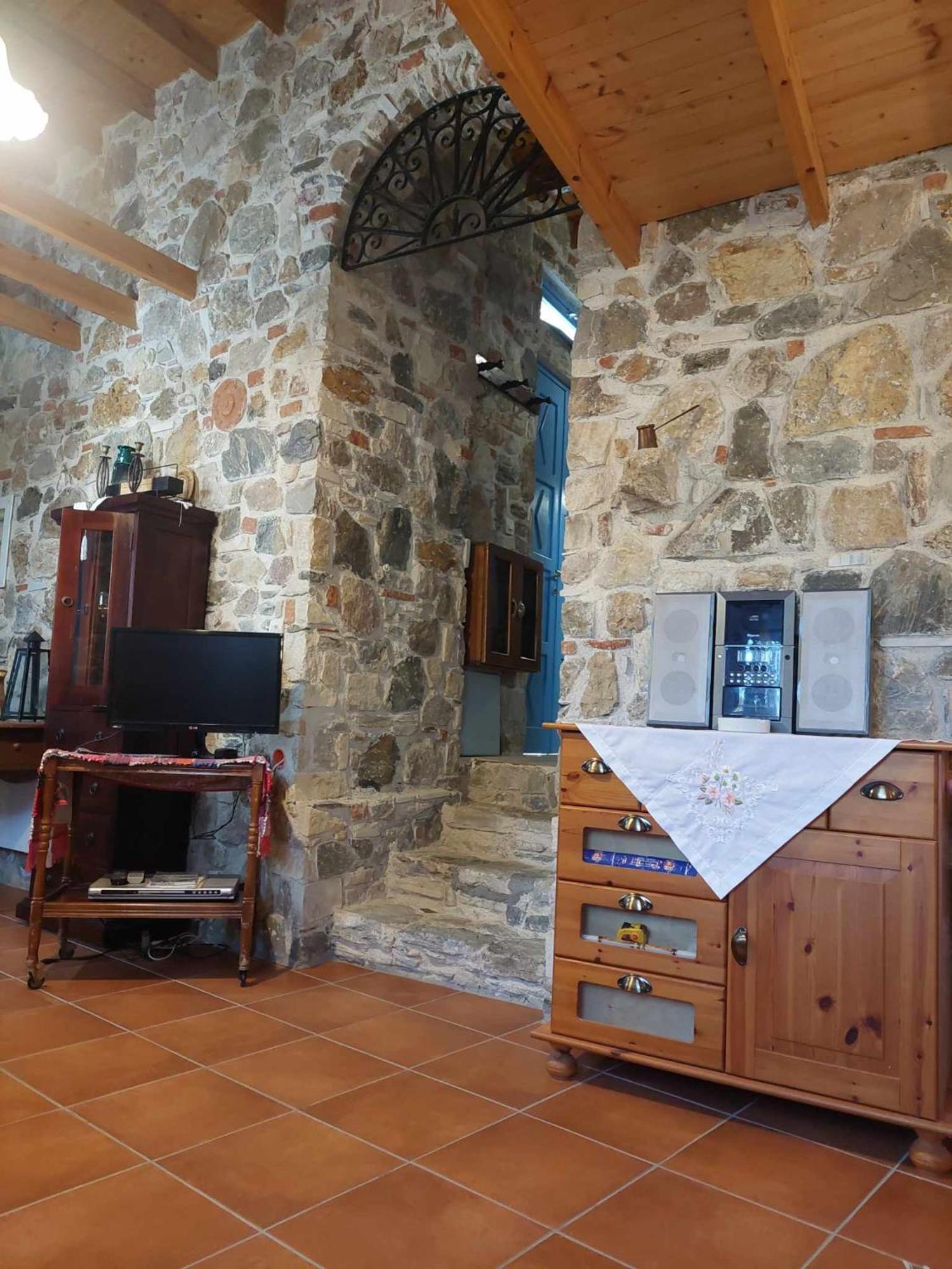 Seaview Villa Asfendiou Bagian luar foto